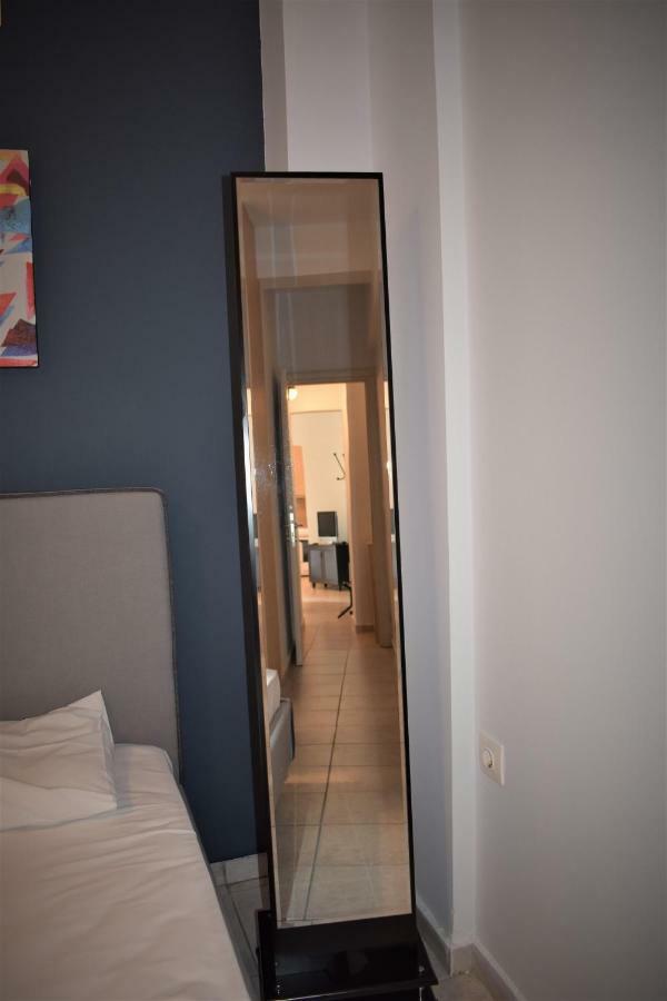 Cozy Apartment In Central Atenas Exterior foto